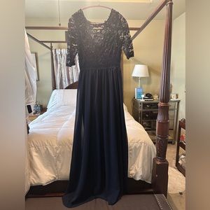Soieblu - M - Prom, Bridesmaid - Women’s Navy Blue Gown New